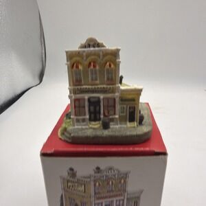 1993 Liberty Falls AH41 Clara's Bakery in Original Box